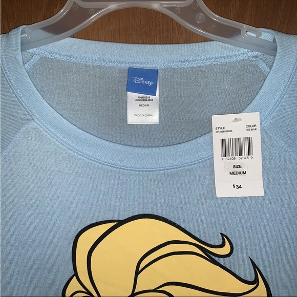 Women’s M DISNEY FROZEN QUEEN ELSA Ice Blue Soft Knit L/S Crewneck Top NWTS $34 - Picture 3 of 8